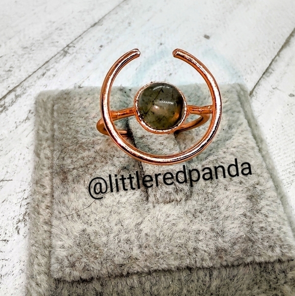 Labradorite halo rose gold ring - Picture 3 of 6